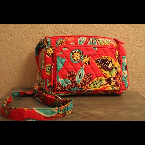Vera Bradley Handbags - NWOT Vera Bradley "Little Hipster" bag in Rumba